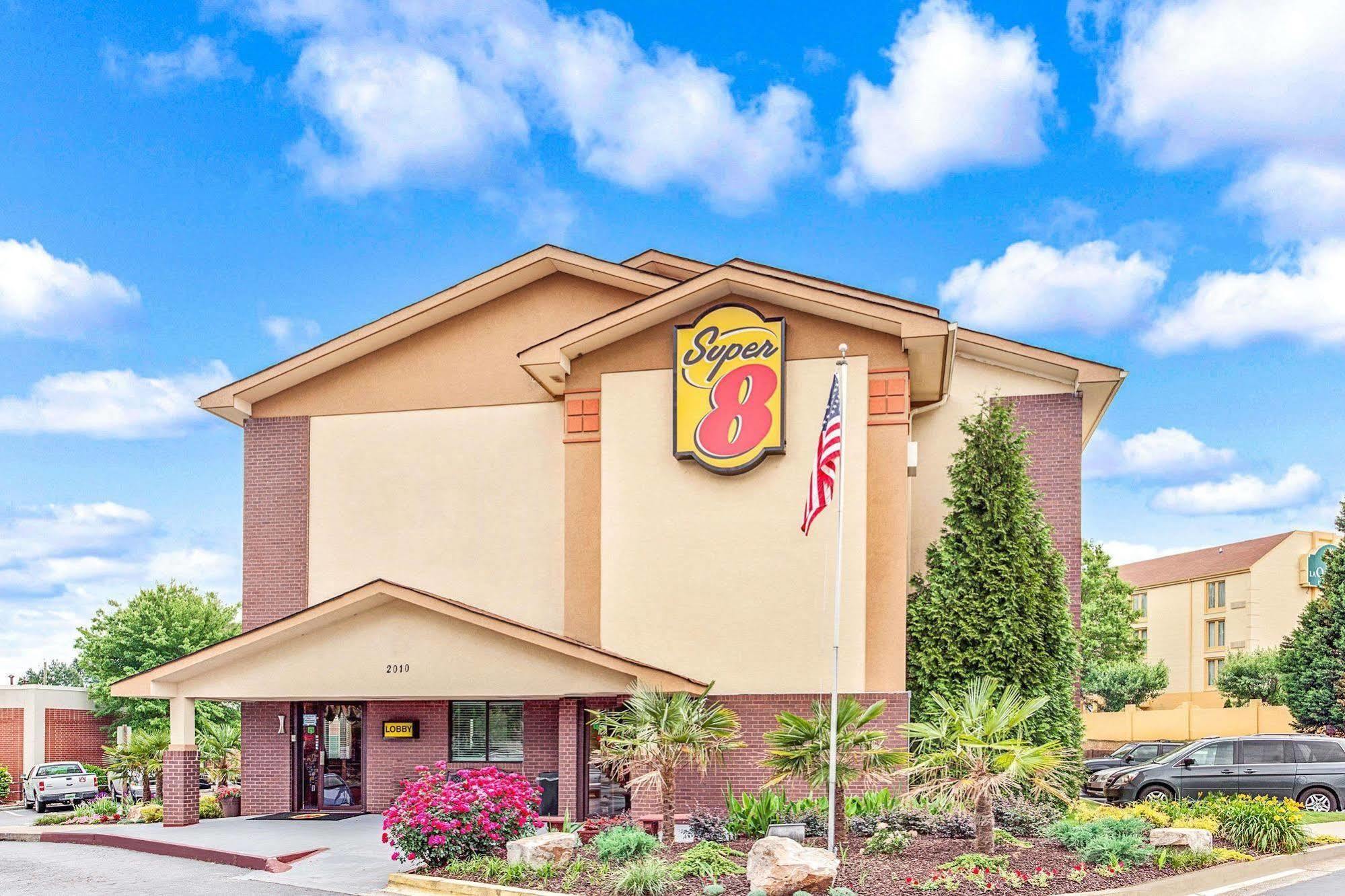 Quality Inn Atlanta Airport-Central Exterior photo